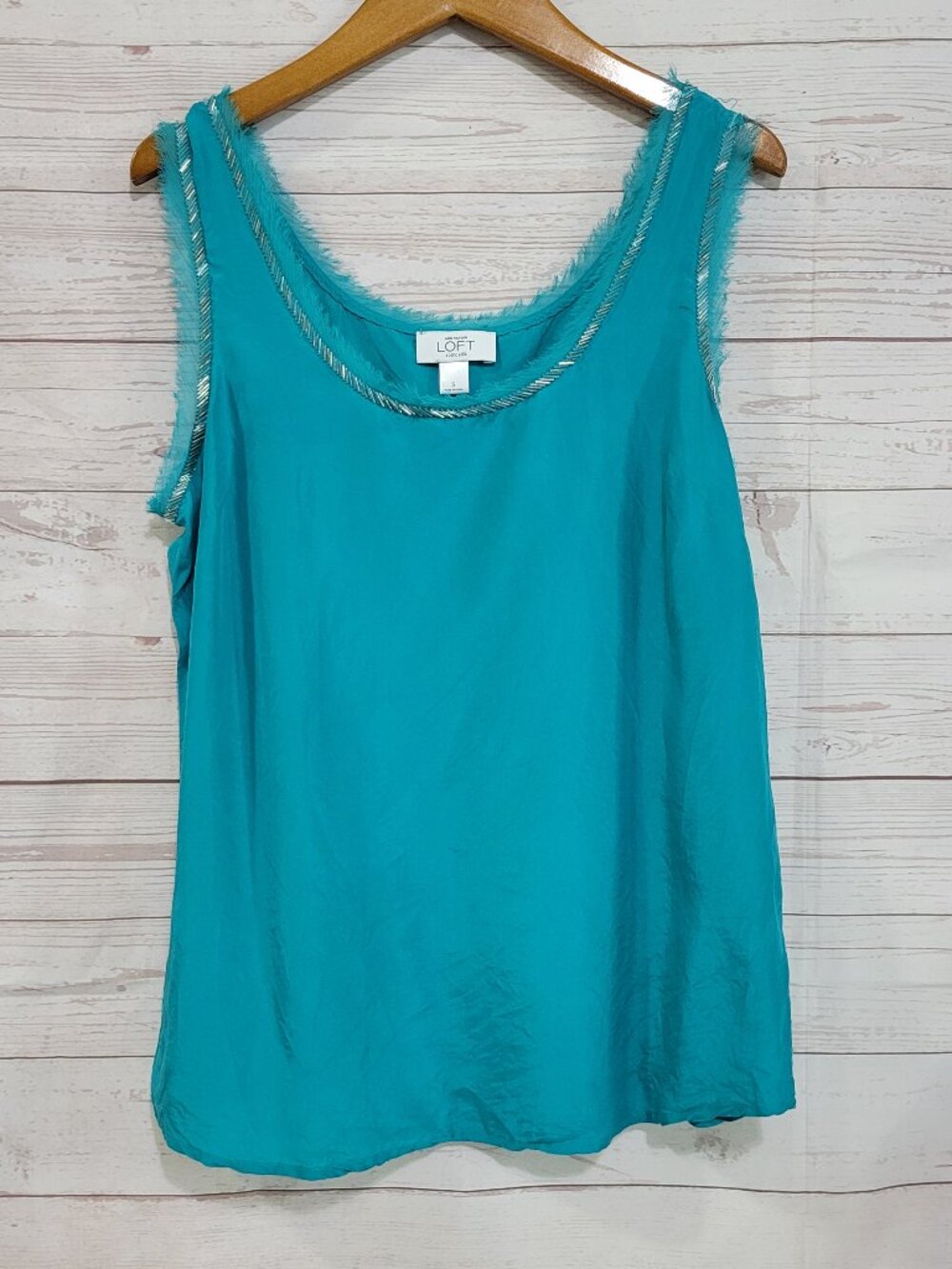 Ann Taylor Loft 100% Silk Beaded Tank Top Womens Small Green Corporate Girlie